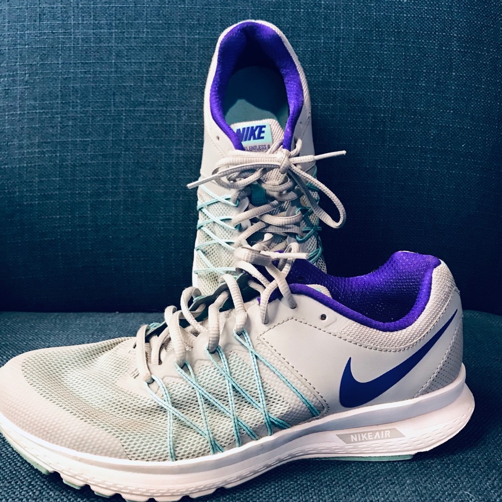 Nike Air Reslon Running Shoes